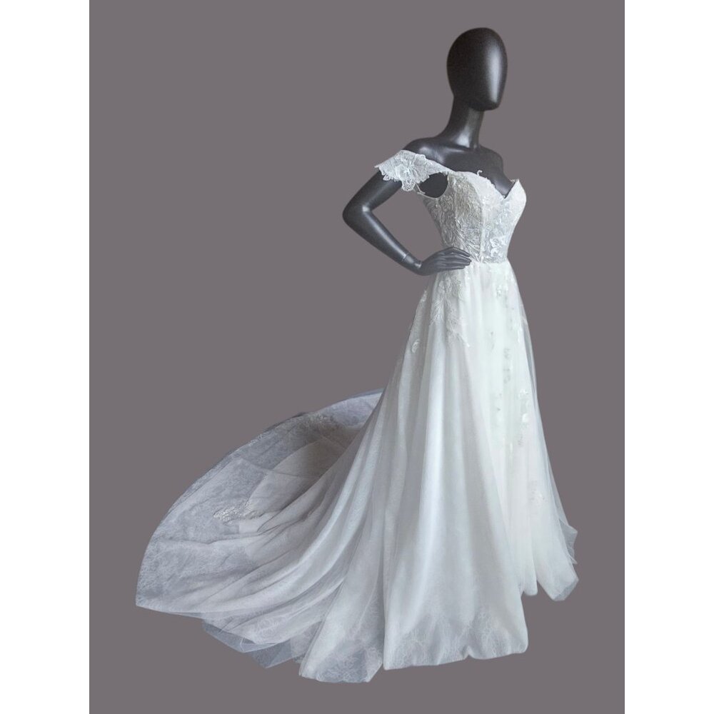 NWOT Ivory Lace Embroidered A-Line Shrug Sleeve Wedding Gown - Da Vinci - Picture 5 of 14